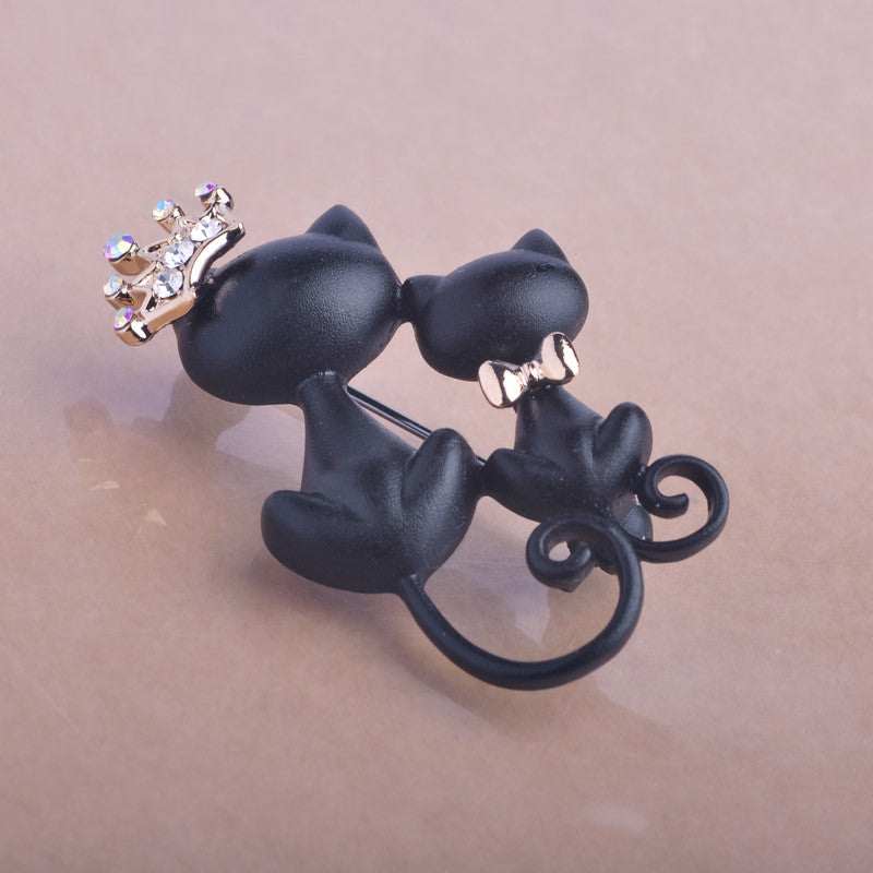 Mother Daughter Cats Brooches Crystal Crown