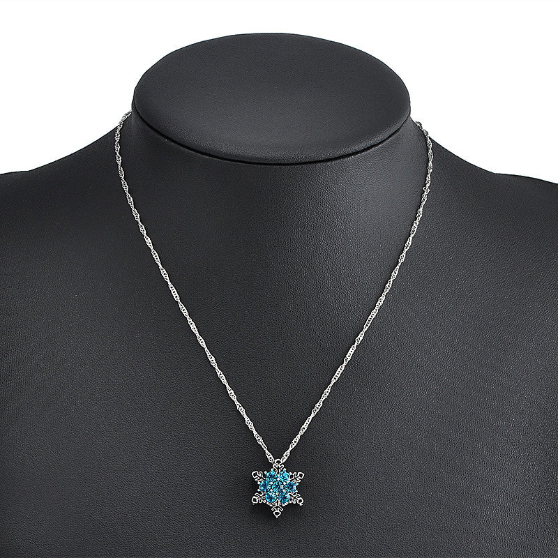 Vintage Lady Blue Crystal Snowflake  Pendant Silver Necklace