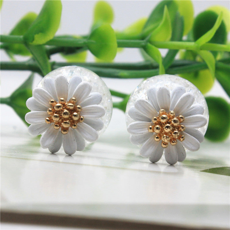 Elegant Daisy Jewelry Pearls Stud Earrings