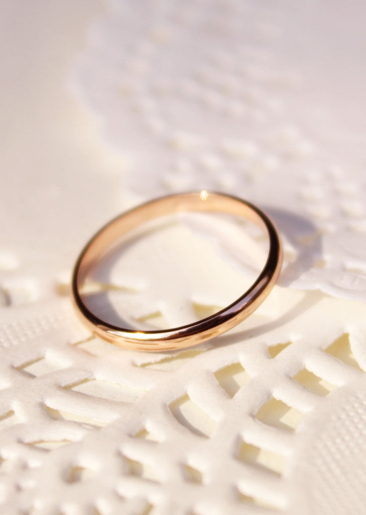 Titanium Steel Rose Gold Plated Anti-Allergy Smooth Couple Wedding Unisex Ring