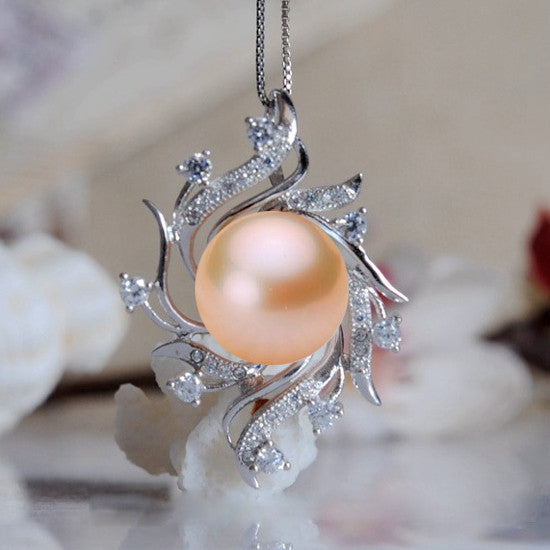 Elegant Natural Freshwater Pearl High Quality Pendants For Women Necklaces