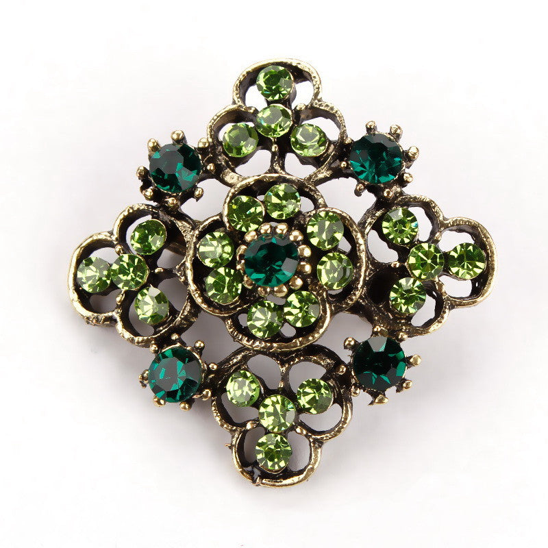 Crystal Rhinestones Vintage Flower Brooch Collar Lapel Pins for Women