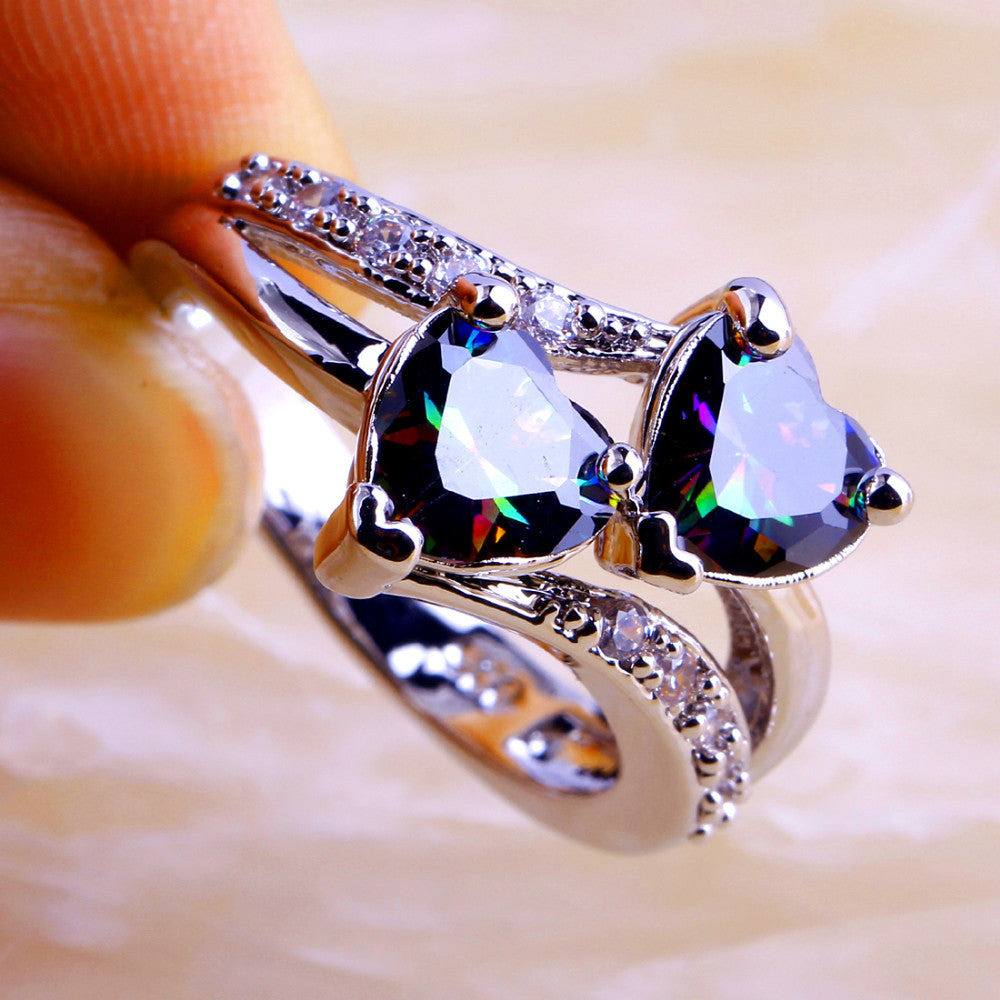 Heart Dazzling Blue & White Ring wr-