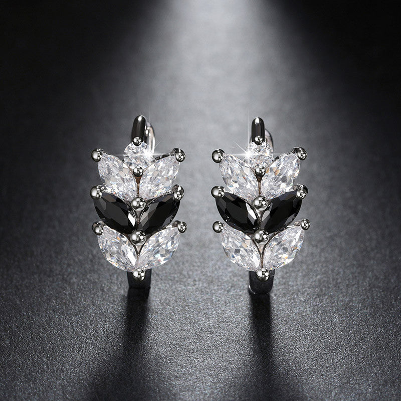 Trendy Leaf Design Black&Clear Marquise Cut Zircon Earrings