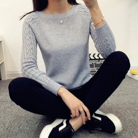 Knitted Pullovers And Sweaters For Women