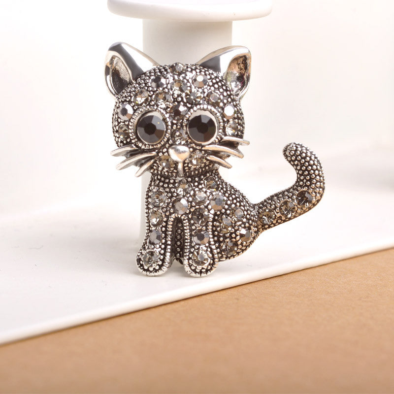 Cute Little Cat Brooches Pin Up Jewelry