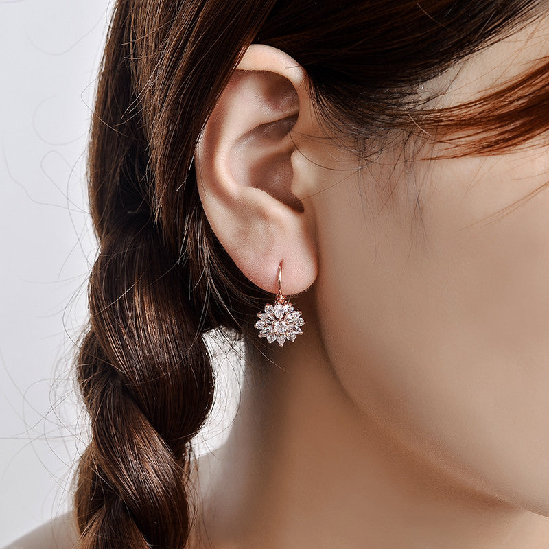 Luxury Brilliant Flower Stud Earrings