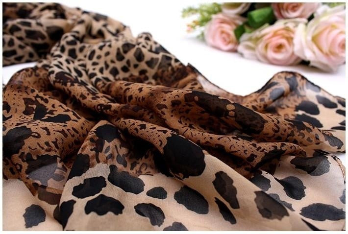 Noble Fashion Silk Leopard Chiffon Scarves For Women