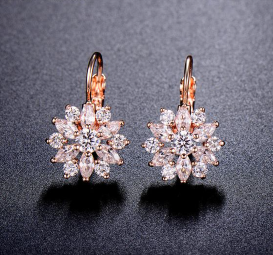 Luxury Brilliant Flower Stud Earrings